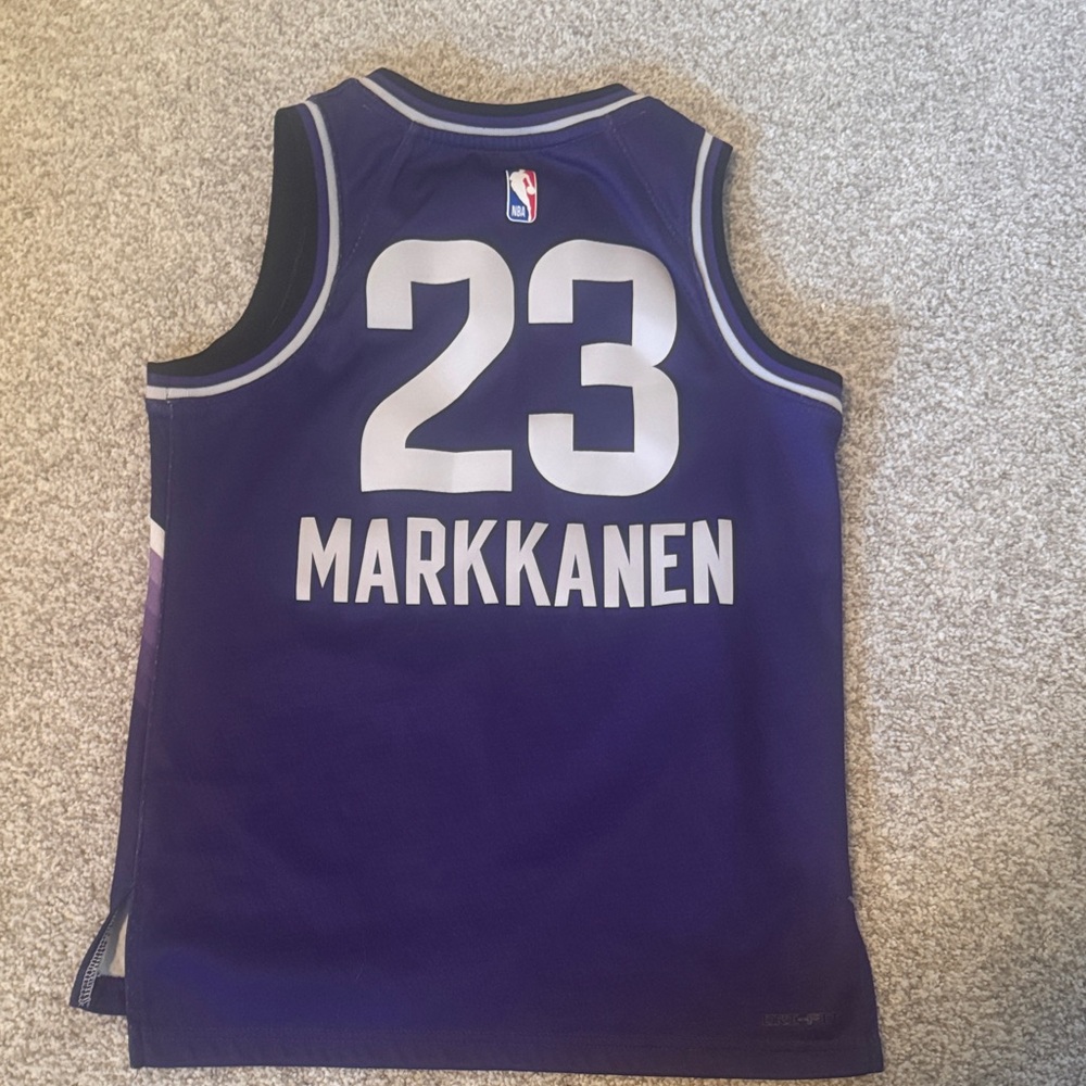 Nike Kids Utah Jazz Purple Jersey - Picture 2 of 3